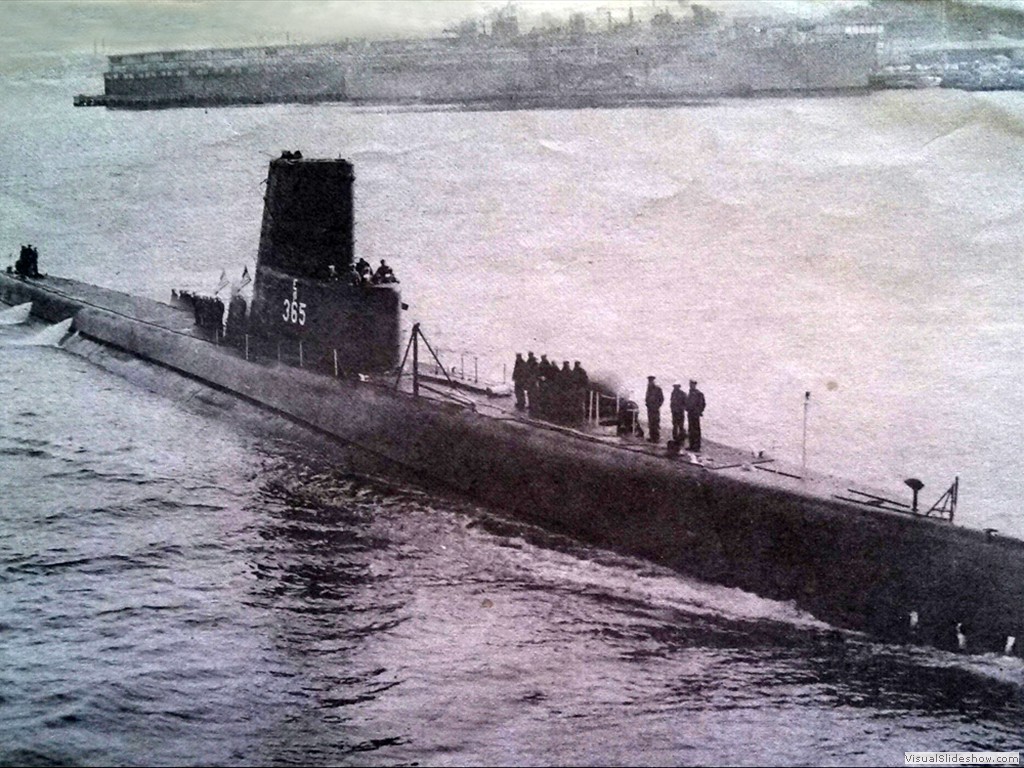 USS Hardhead (SS-365)-2 (2)